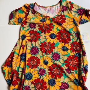 Lularoe Pattern Flower Pattern Classic Tee